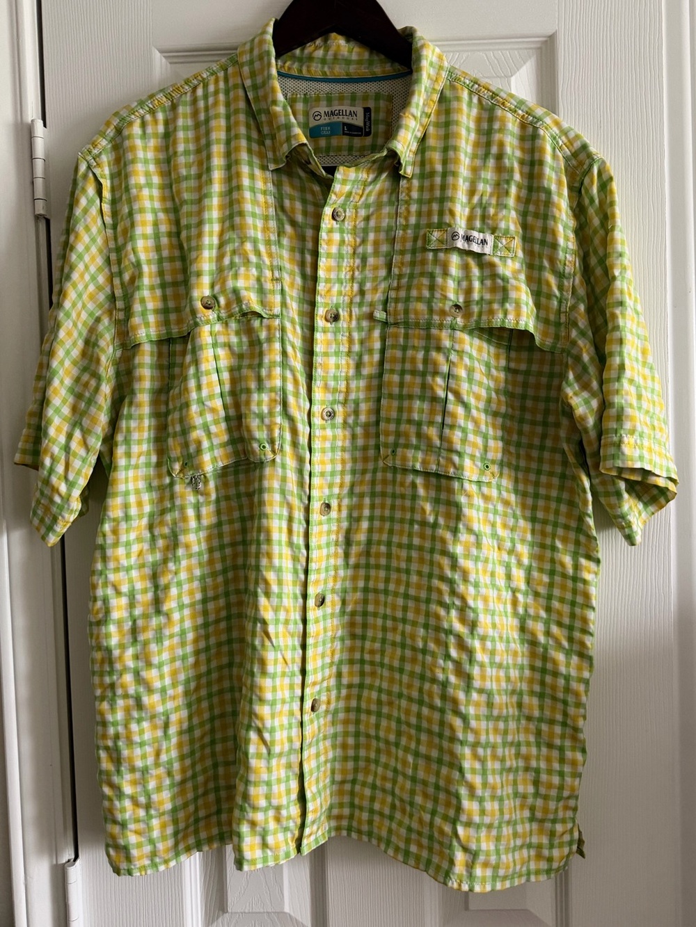 Magellan Outdoors Men's Green/Yellow Vented MagWick Fish Gear Shirt, Size Large